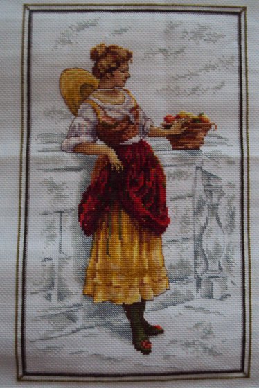 Работа «Девушка с фруктами (18,5х33 см., 39 цветов, мулине, "RTO")»