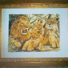 Работа «Семейство львов»