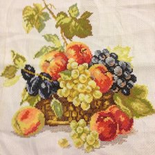 Работа «Яблоки и виноград»