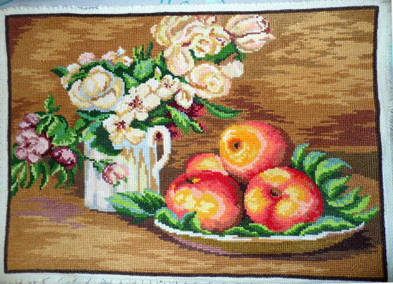 Работа «Яблоки и цветы»