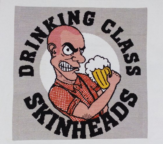 Работа «Drinking class skinheads»