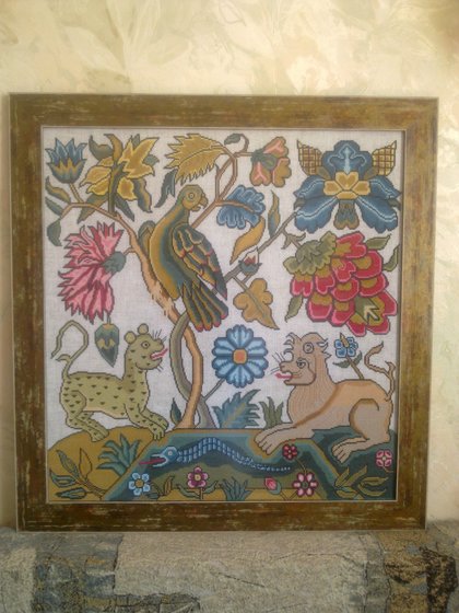 Работа «A PARROT, A LEOPARD, A LION REPRODUCTION TENT STITCH NEEDLEWORK»