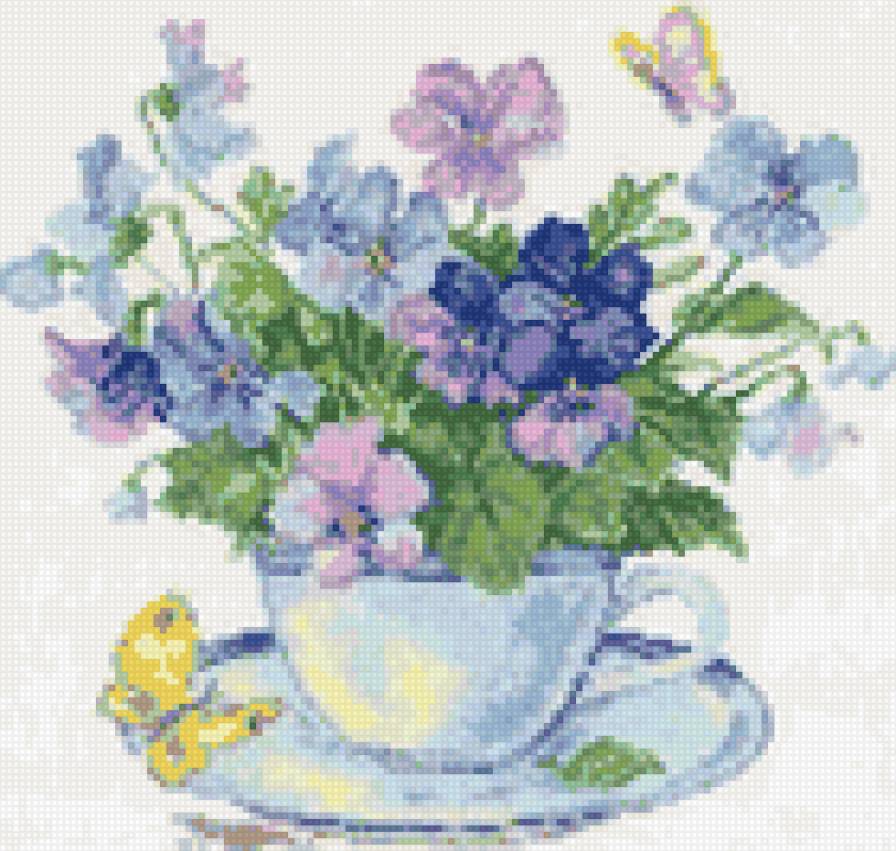 Фиалки в чашке - цветы, бабочка, чашка, фиалки - предпросмотр