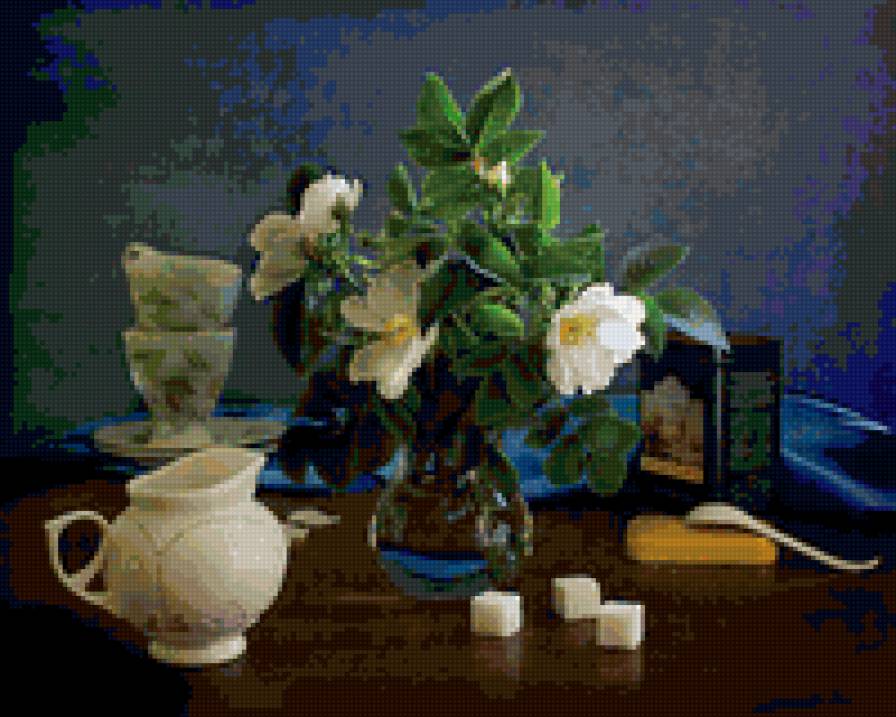 Шиповник - букет, цветы в вазе, натюрморт - предпросмотр