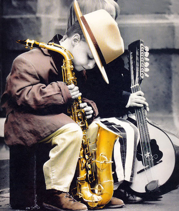 Маленький музыкант - ретро, мальчик, фото, саксофон, ким андерсон, музыка - оригинал