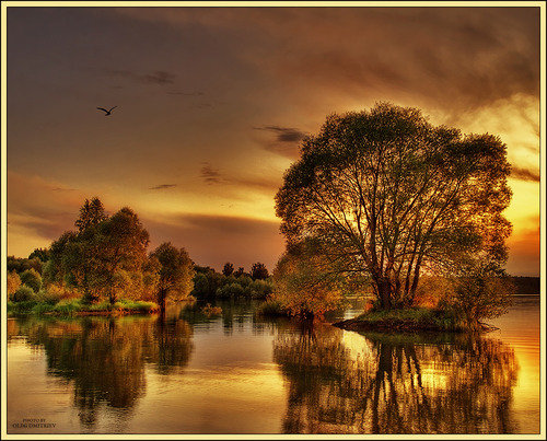осенний закат - закат, река, осень, природа - оригинал