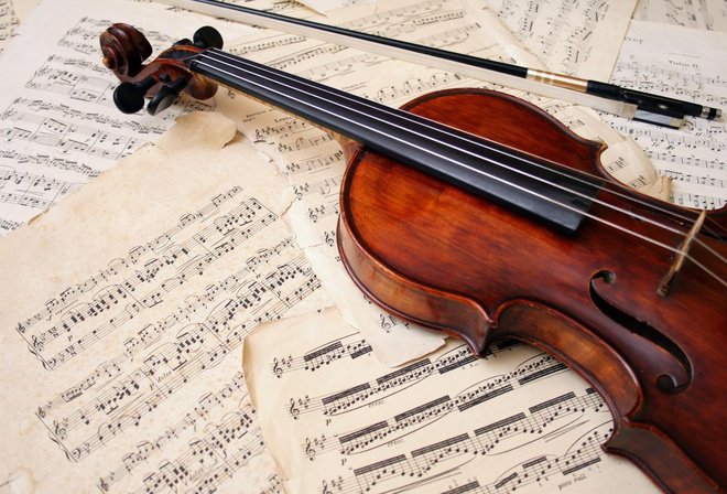 Скрипка и ноты - оригинал