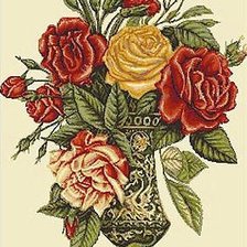 Оригинал схемы вышивки «розы в вазе» (№171092)