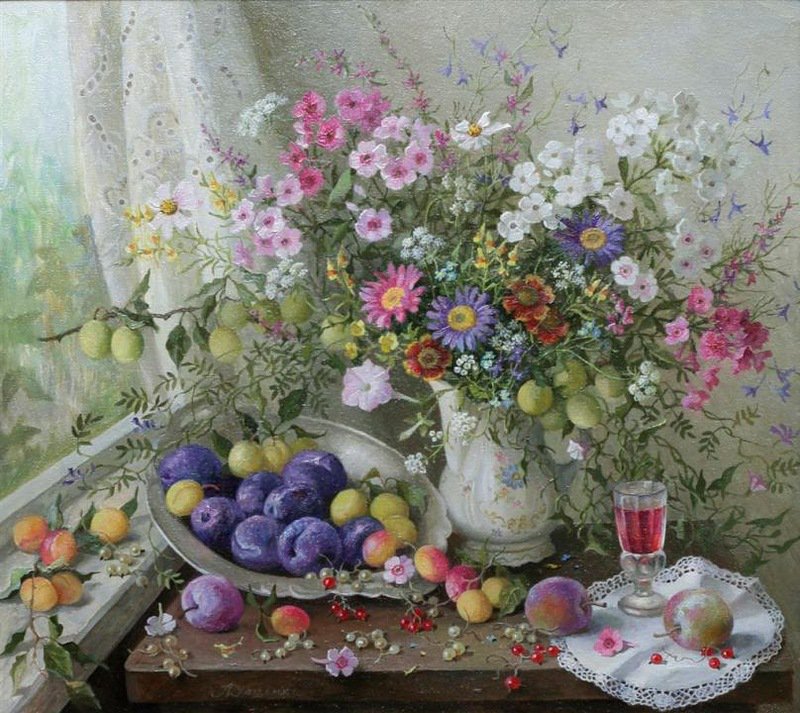 Натюрморт со сливами и цветами - натюрморт, букет, картина, фрукты, цветы - оригинал