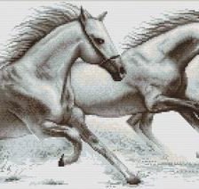 Оригинал схемы вышивки «бегущие лошади» (№216613)