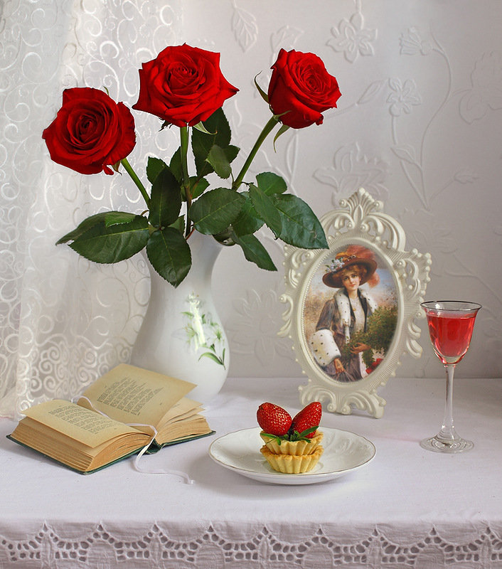АЛЫЕ РОЗЫ - цветы, книга, картина, розы, натюрморт - оригинал