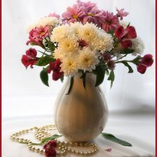 Оригинал схемы вышивки «цветы в вазе» (№367772)