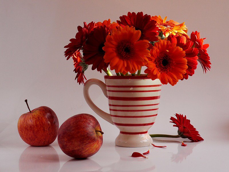 натюрморт - ваза, букет, яблоко, цветы, натюрморт - оригинал