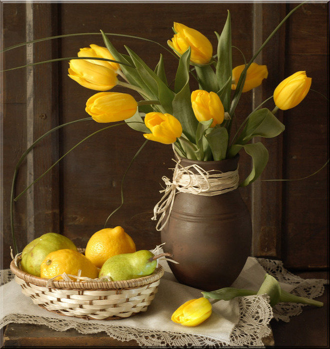 Цветы и натюрморты от Юлии Овчинниковой - живопись, цветы, тюльпаны, букет, фрукты, груши, натюрморт - оригинал