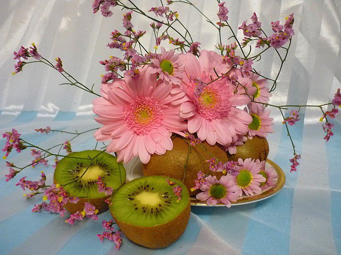 №411320 - inna korobova, цветы, натюрморт, букет, фрукты - оригинал