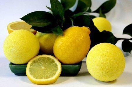лимоны - фрукты - оригинал