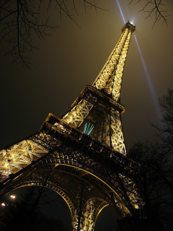 Башня - эйфелева башня, ночь, париж, огни, романтика - оригинал