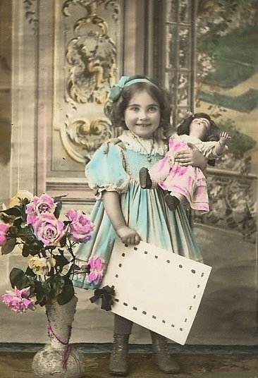 Девочка с куклой - дети, девочка, кукла - оригинал