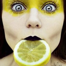 Схема вышивки «Девушка с лимоном»