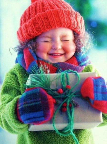 Детская радость - подарок, счастье, зима, радость, новый год, улыбка, ребенок - оригинал