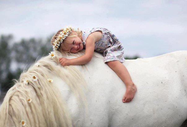 лошадь и ребенок - дети, лошадь, природа, животные, любовь - оригинал