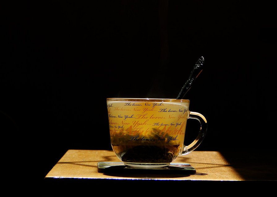 Зеленый чай - стол, чай, чашка - оригинал