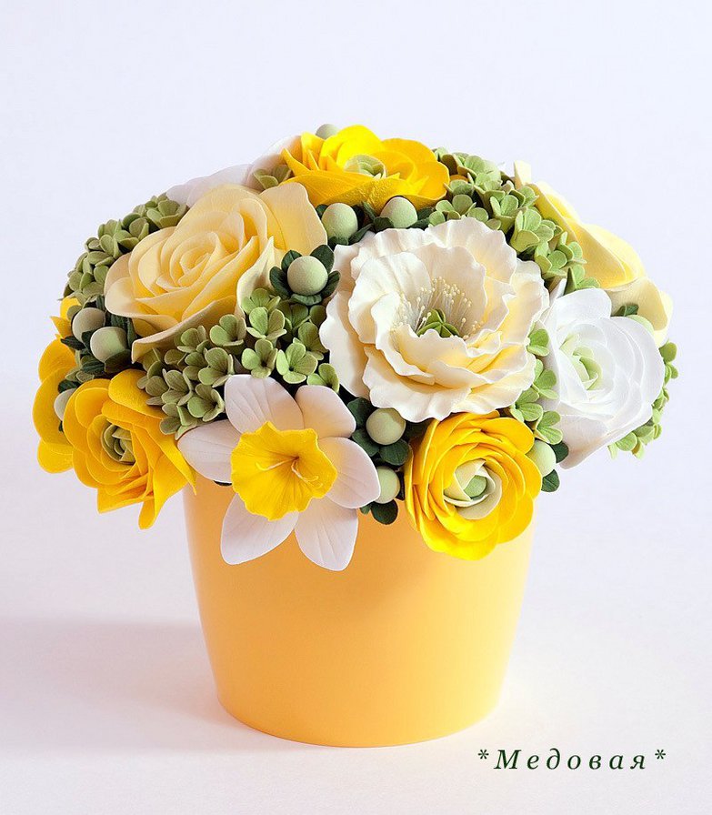 Корзинка с цветами - нарциссы, цветы, корзина - оригинал