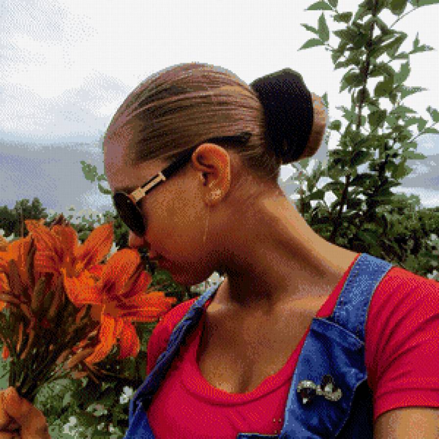 Девушка с оранжевой лилией - природа, девушка, цветок - предпросмотр