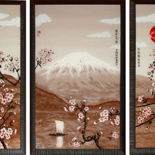 триптих Фудзияма и цветущая сакура