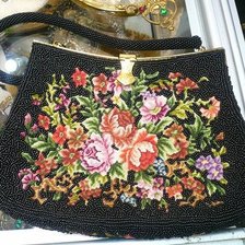 Оригинал схемы вышивки «сумочка с венской вышивкой и бисером» (№683598)