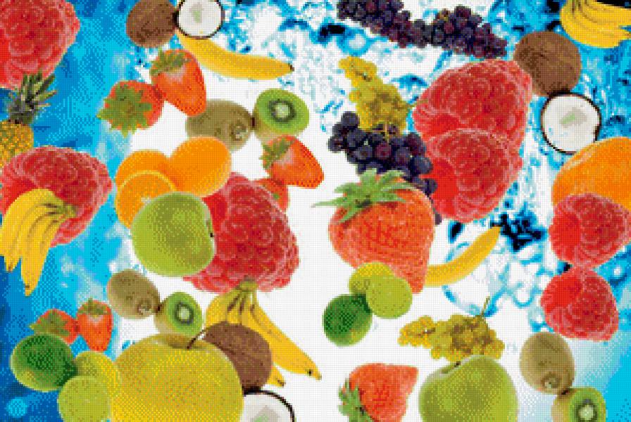 Сочные фрукты и ягоды в воде - вода, клубника, ягоды, виноград, яблоки, фрукты, малина - предпросмотр