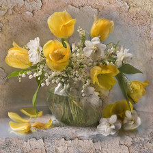 Оригинал схемы вышивки «Желтые тюльпаны» (№747923)