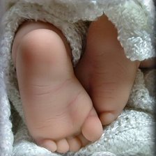 младенческие ножки