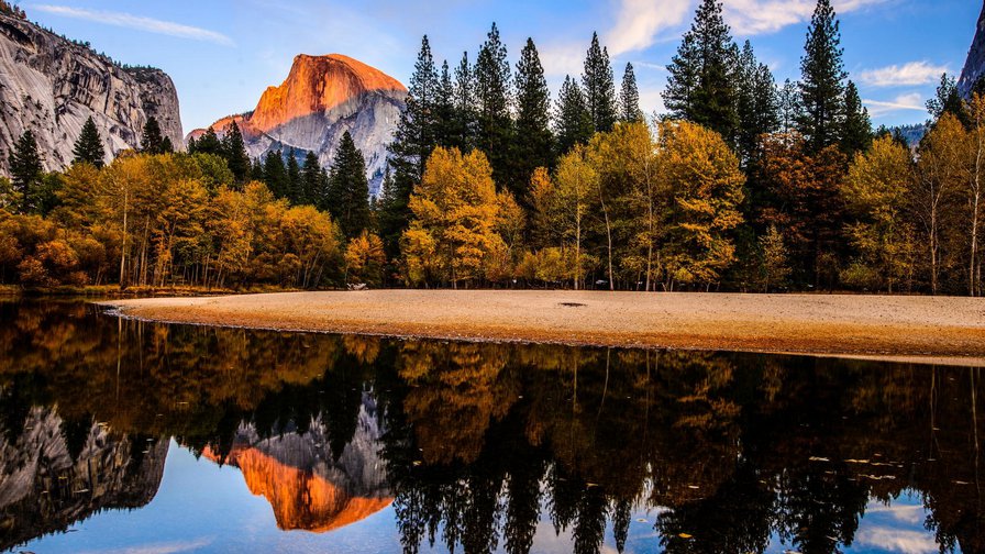 осенний лес - горы, времена года, лес, отражение, озеро, пейзаж, осень - оригинал