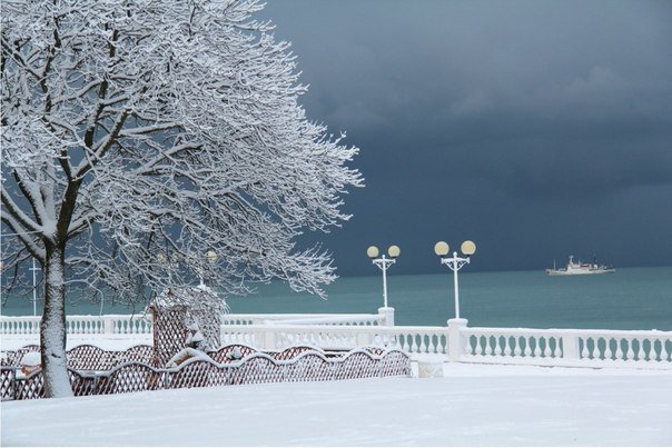 Черное море зимой... - пейзаж, зима - оригинал