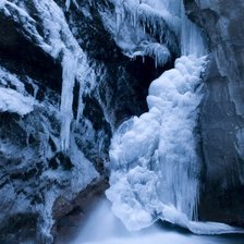 Оригинал схемы вышивки «Замерзший водопад» (№1088683)