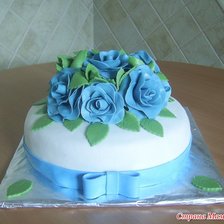 Торт голубые розы