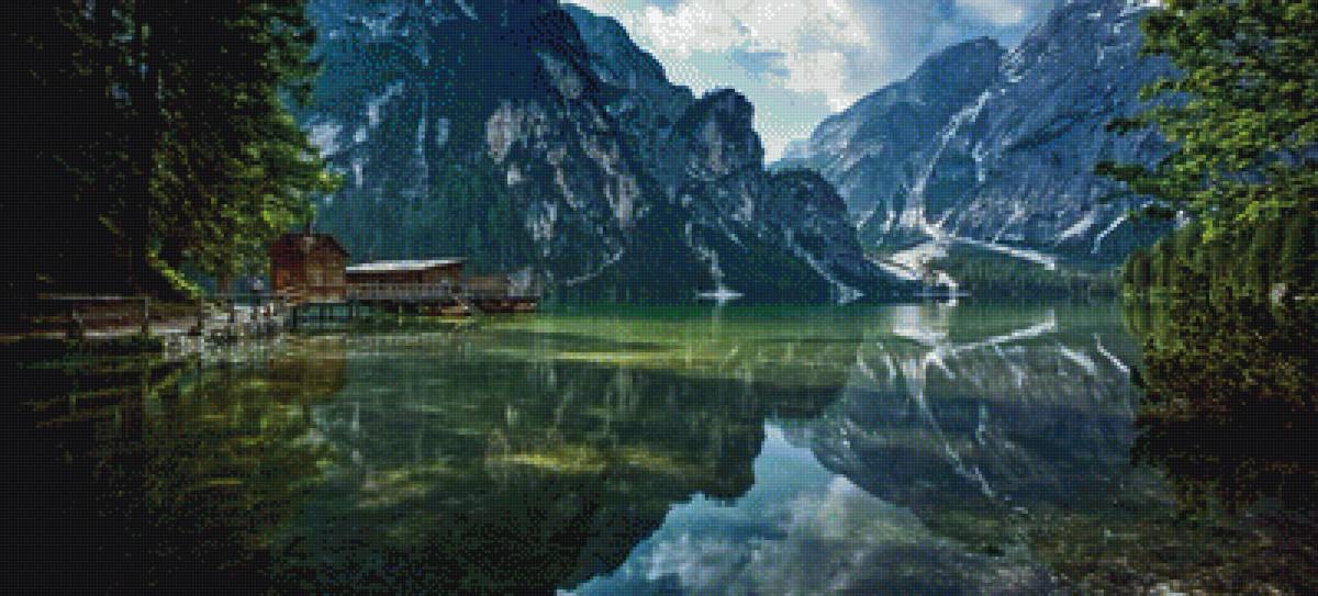 дом в горах на озере - озеро, горы, дом - предпросмотр
