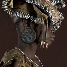 Оригинал схемы вышивки «портрет африканки» (№1555117)