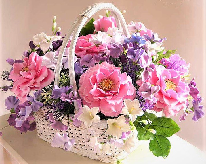 корзинка с цветами - фото, цветы - оригинал