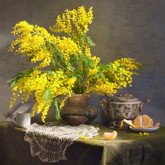 Мимоза - стол, цветы, ваза - оригинал