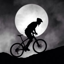 ночь.велосипедист.луна