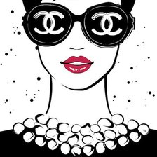 audrey con gafas coco chanel