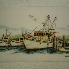Работа «Fishing trawlers»