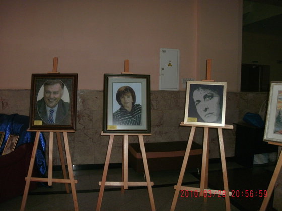 Работа «Портреты: вышивка крест. работы 2010-2012»