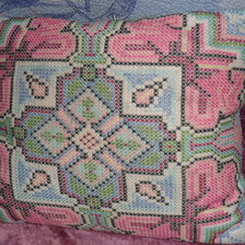 Работа «Орнамент в розовых тонах»