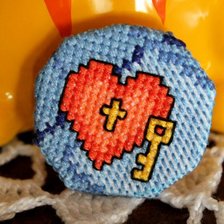 Работа «Брошка-значек "Ключ от сердца"»