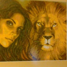 Работа «девушка и лев»