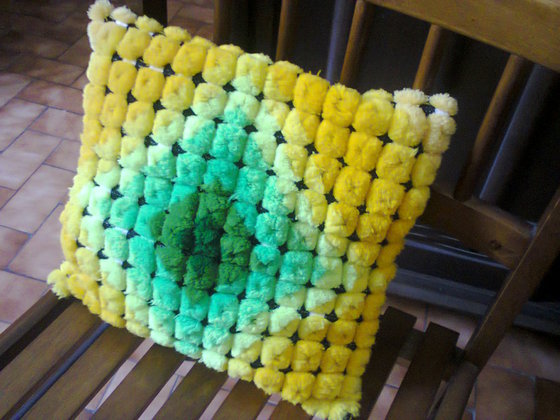 Работа «мохнатая подушка»