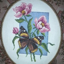 Работа «Цветы и бабочка»